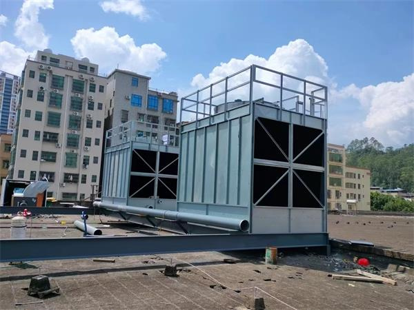 全封閉冷卻塔的優勢(德州全封閉冷卻塔)